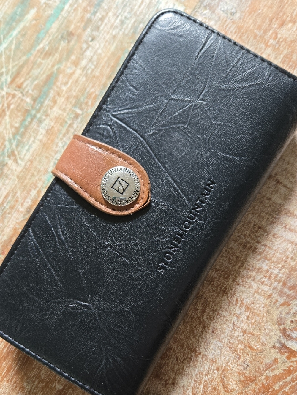 Stone Mountain Black & Tan Leather Checkbook Clutch Wallet 25 Card (BIN 005)